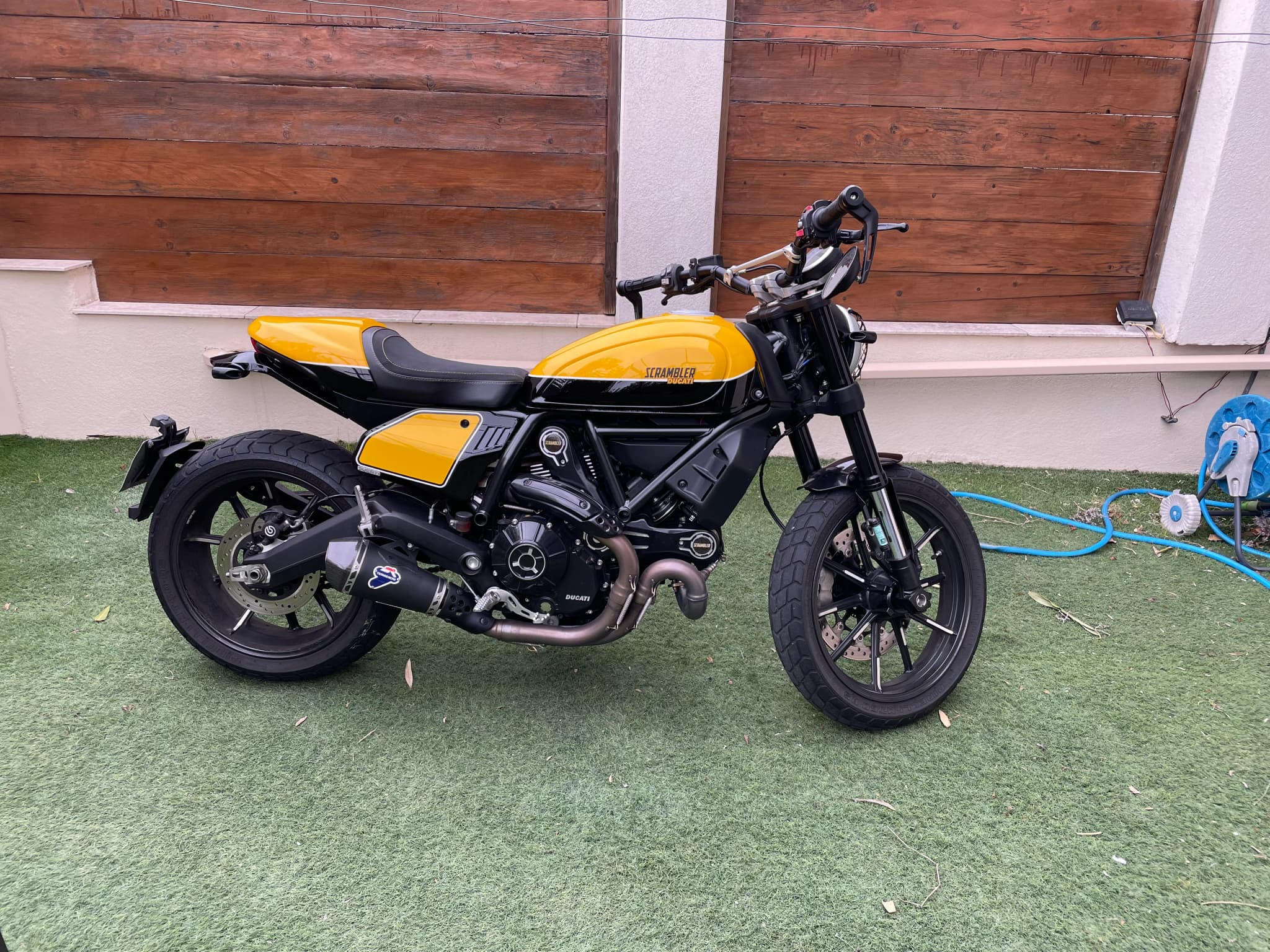 Ducati Scrambler Full Throttle